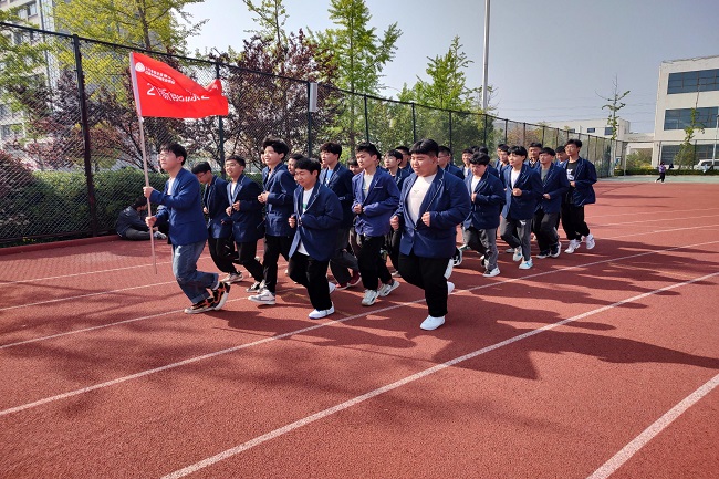 54d6eaffaceaecda3f82af6b832ada63.jpg