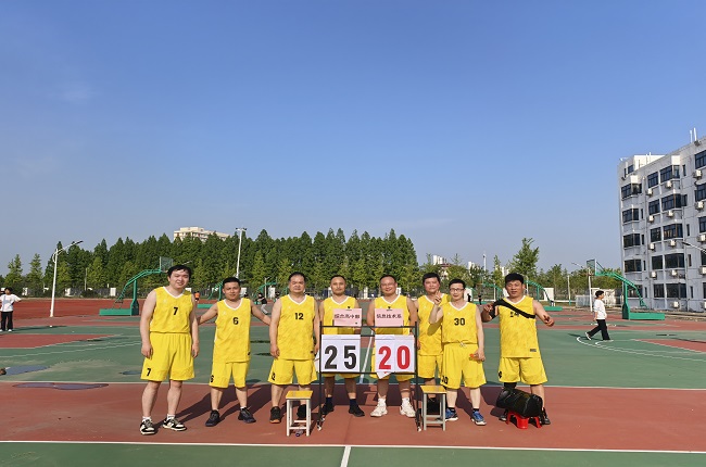 篮球1.jpg