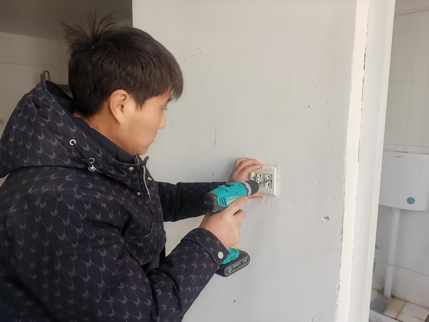 8cf798afa15e5f4fe37d2f7bdbedf9b8_compress.jpg
