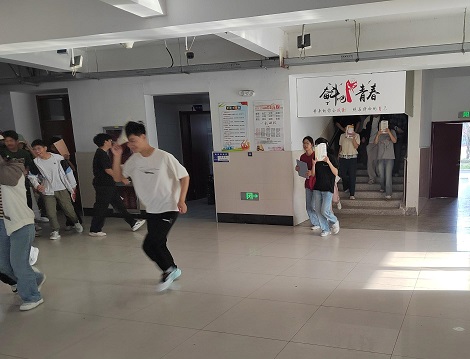 24-25 地震.jpg