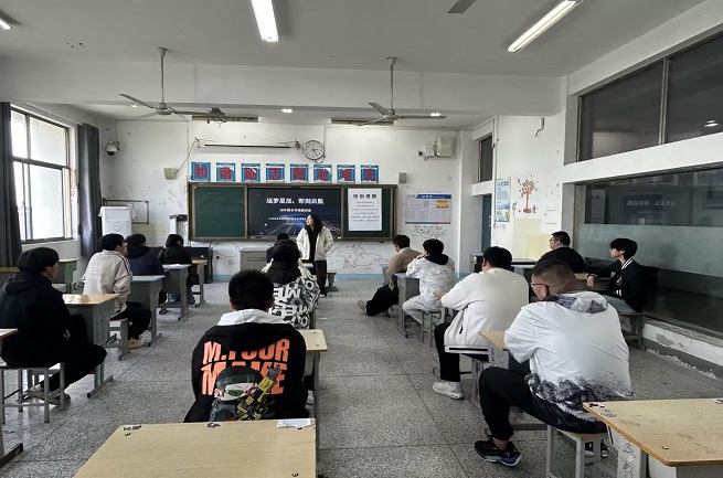 岗1.jpg